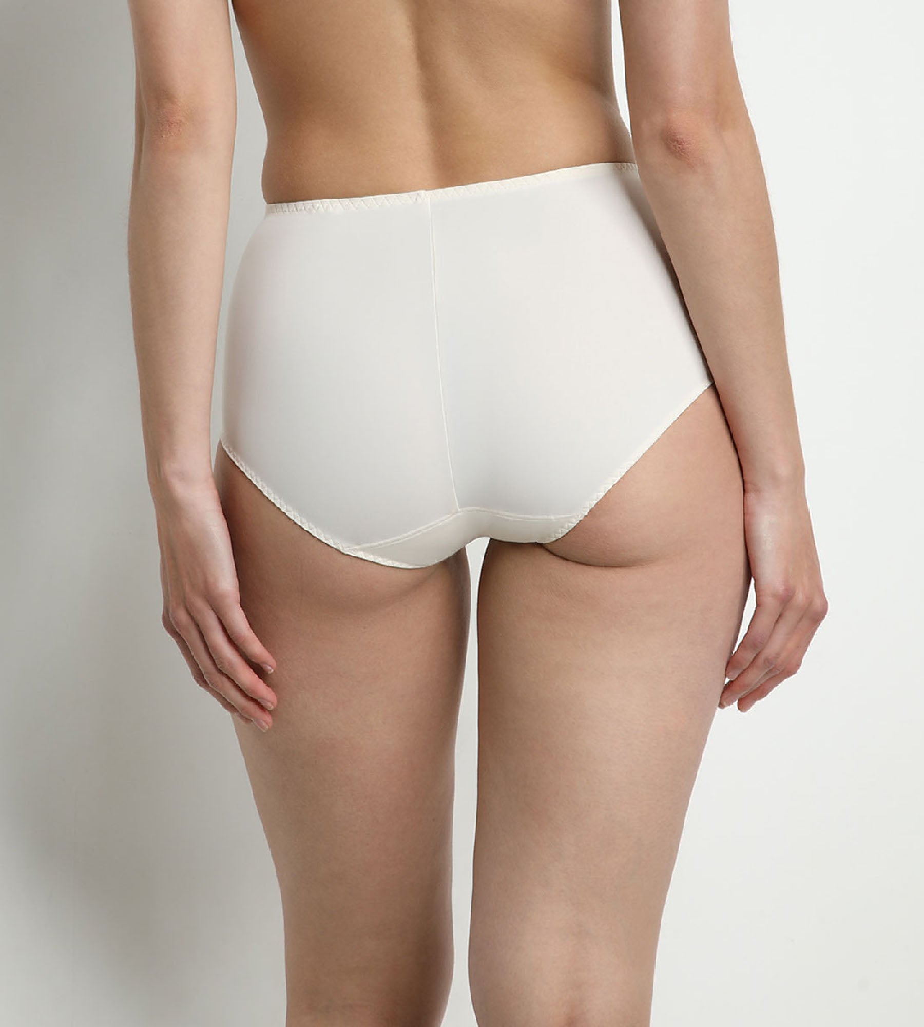DIM Perlmuttfarbener Damen-Slip Bauch-weg mit hohem Bund – DIM Silhouette Essentiel