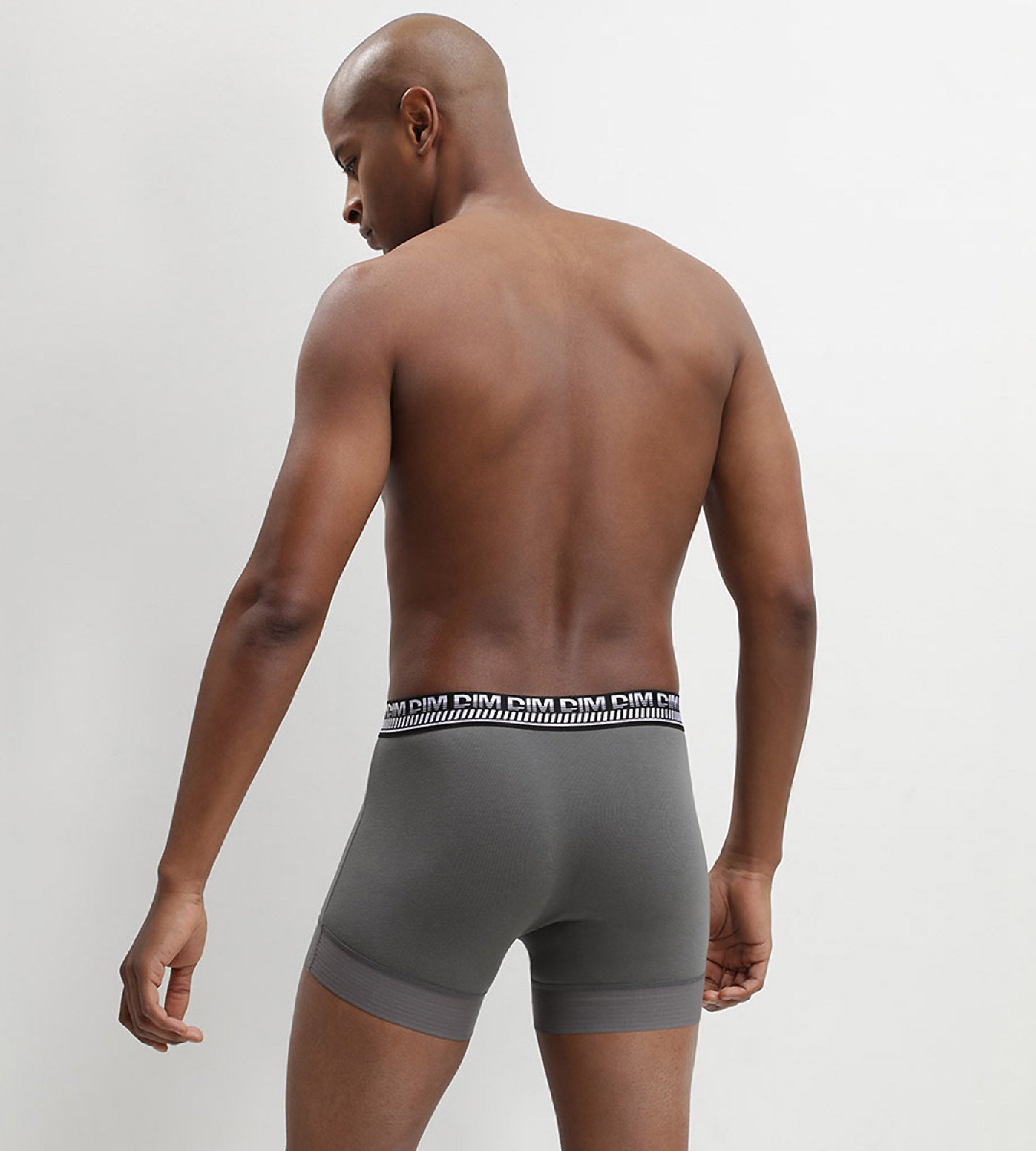DIM 2er-Pack grau/grüne Boxershorts mit PowerGrip Beinabschluss - Stay & Fit
