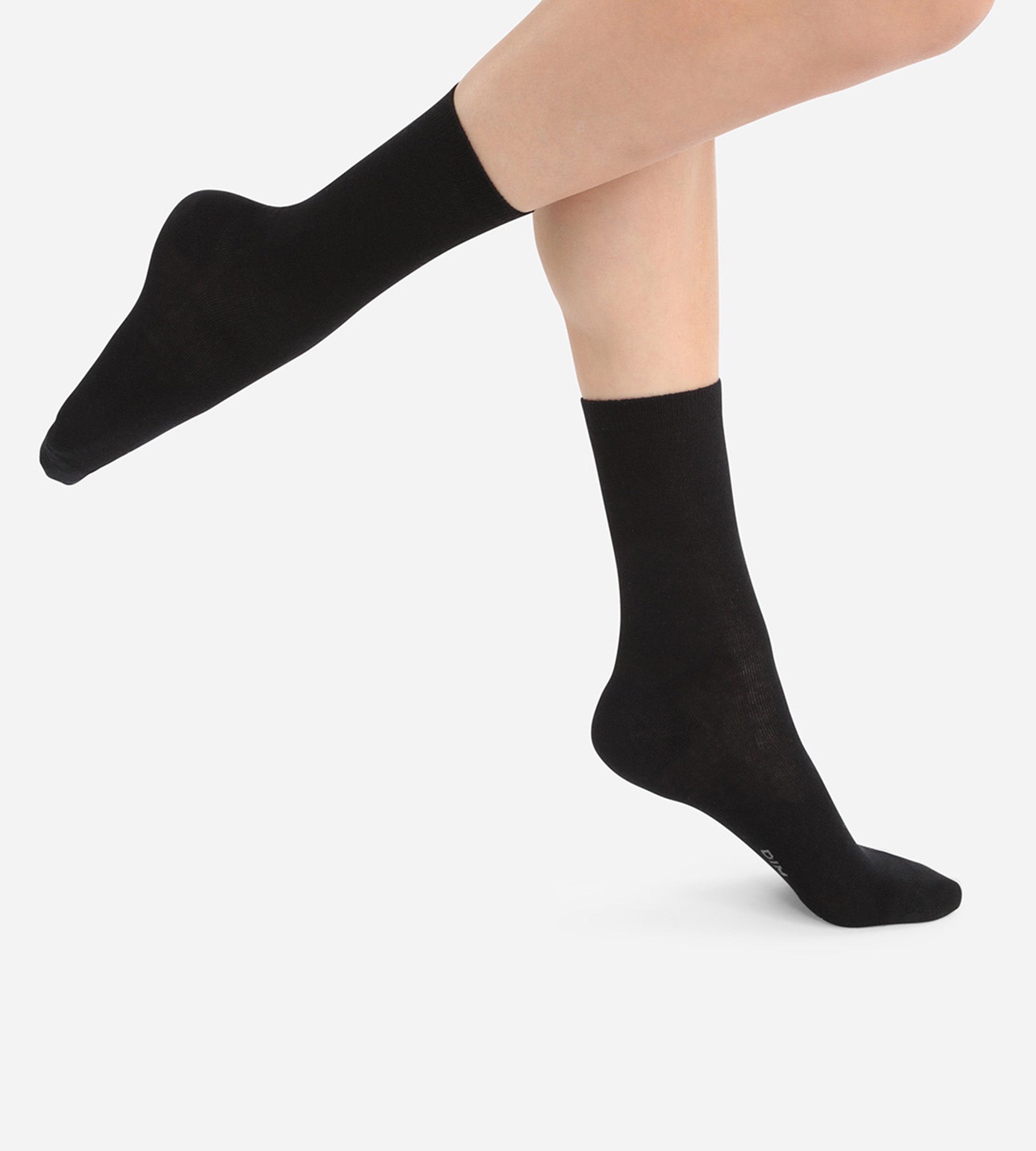 DIM Schwarze Damensocken aus weicher Wolle mit Viskose
