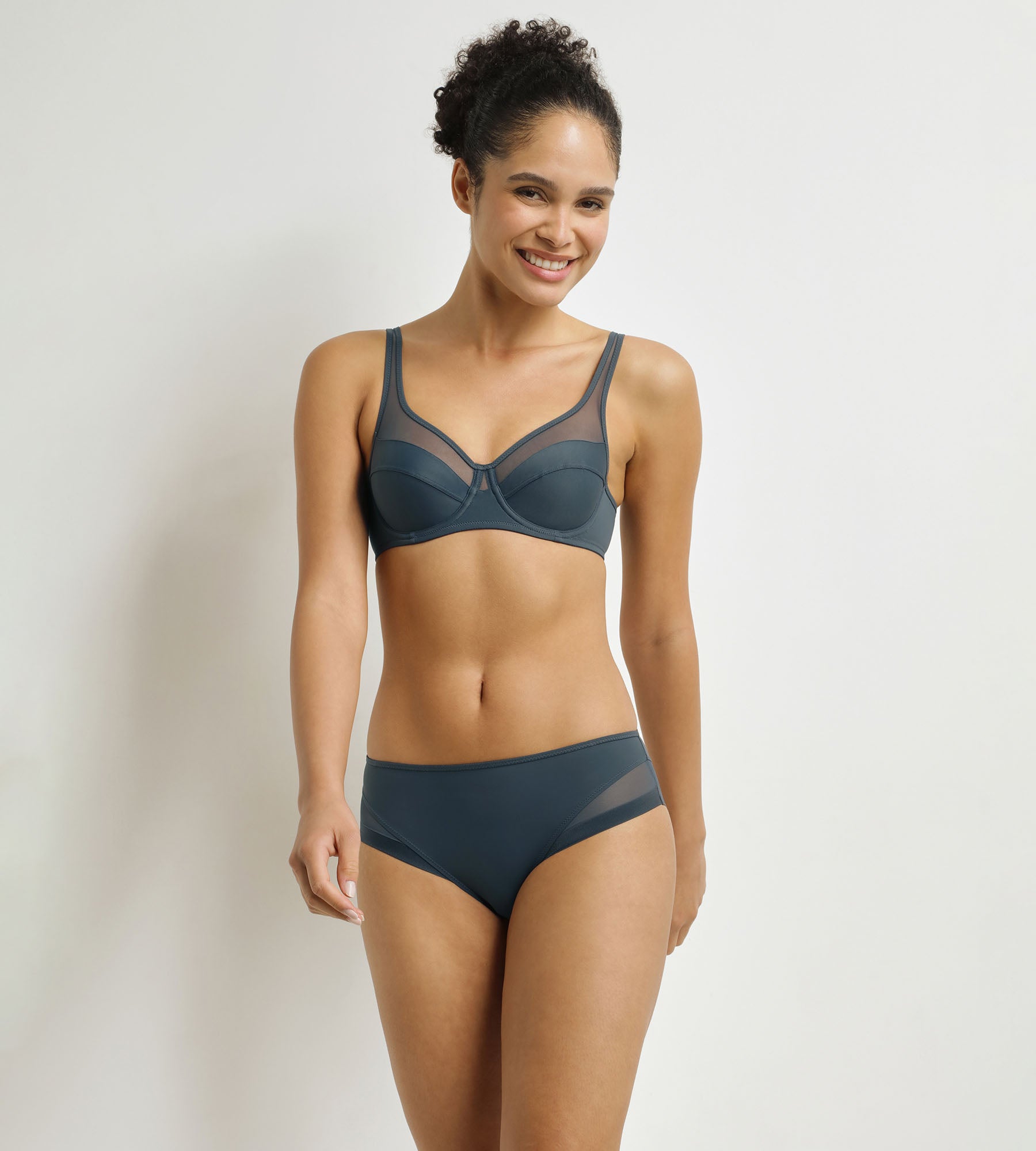 DIM Slip, Damen, halbtransparent Tannengrün Dim Generous