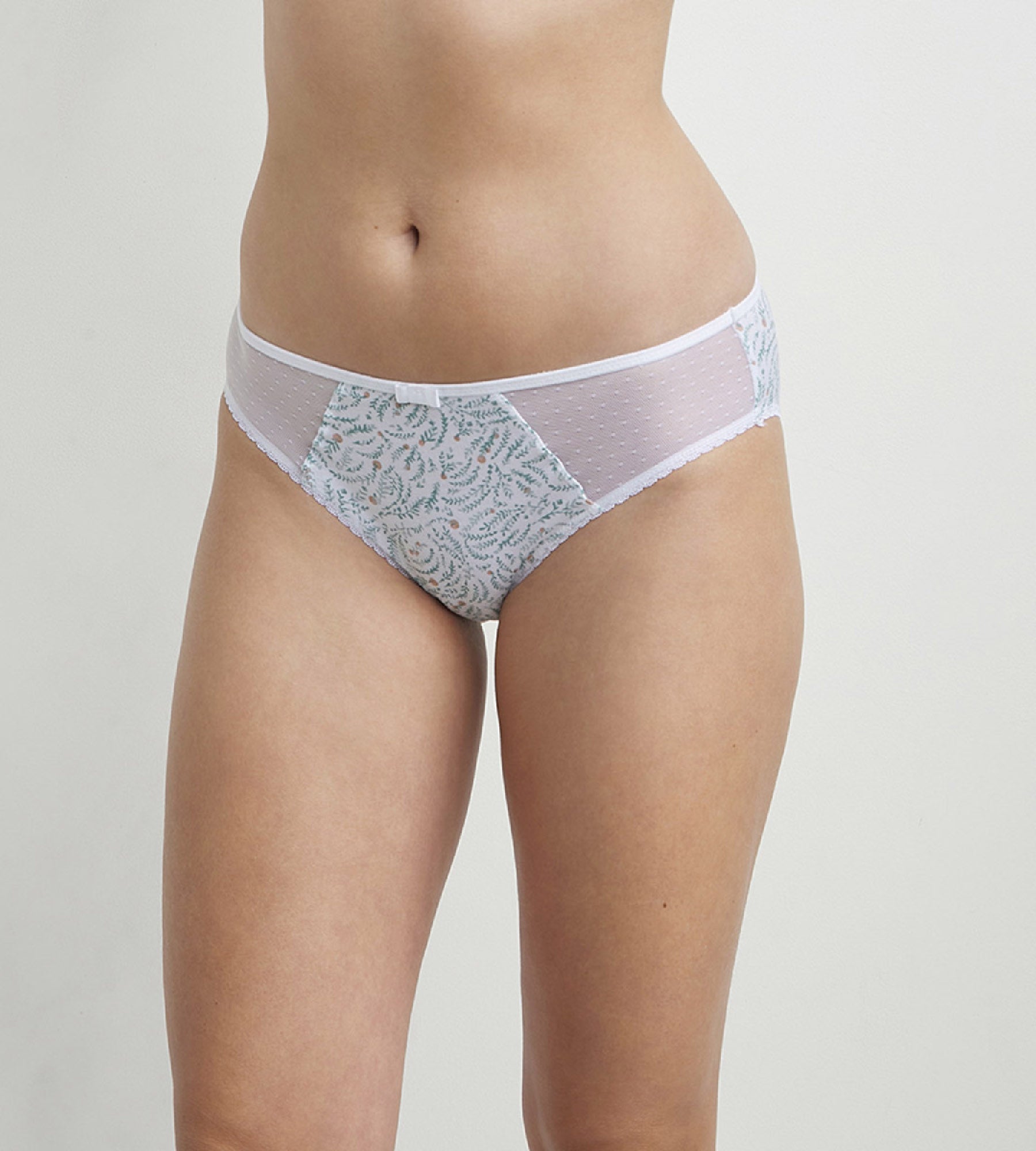 DIM Weißer Slip aus Bio-Baumwolle mit Blättermuster - Generous