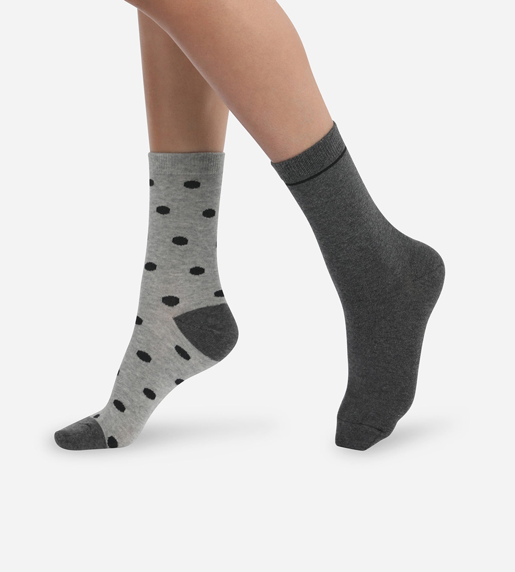 DIM 2er-Pack hellgraue/graue Damensocken aus Baumwolle mit XL-Punkten - Cotton Style