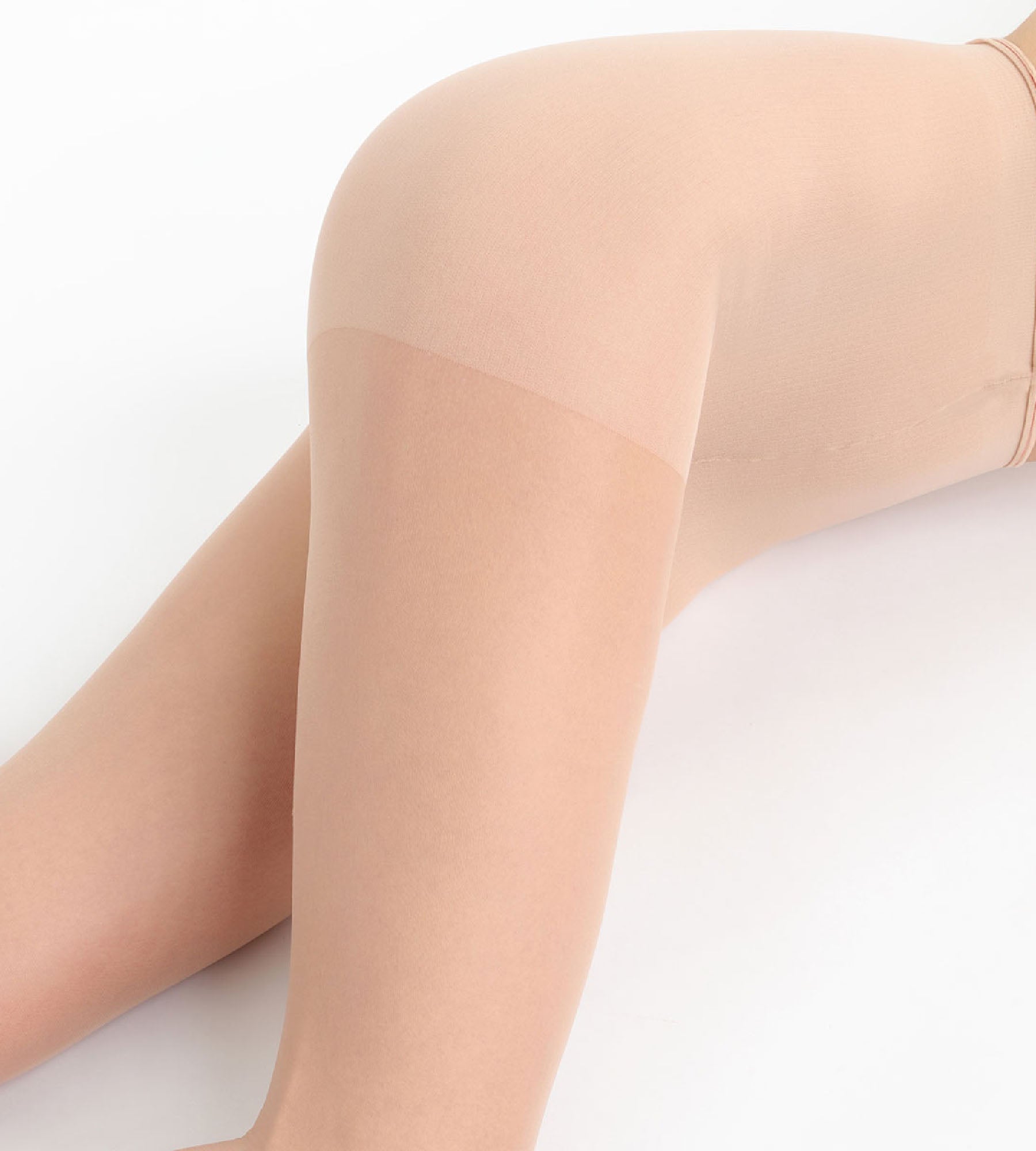 DIM Transparente Strumpfhose 15D mit Nude-Effekt in Elfenbein - DIM Sublim