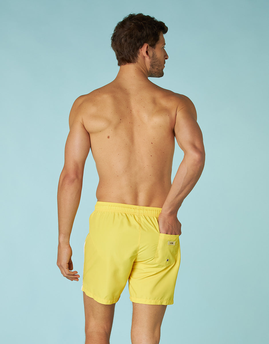 DIM Pastellgelbe Badeshorts