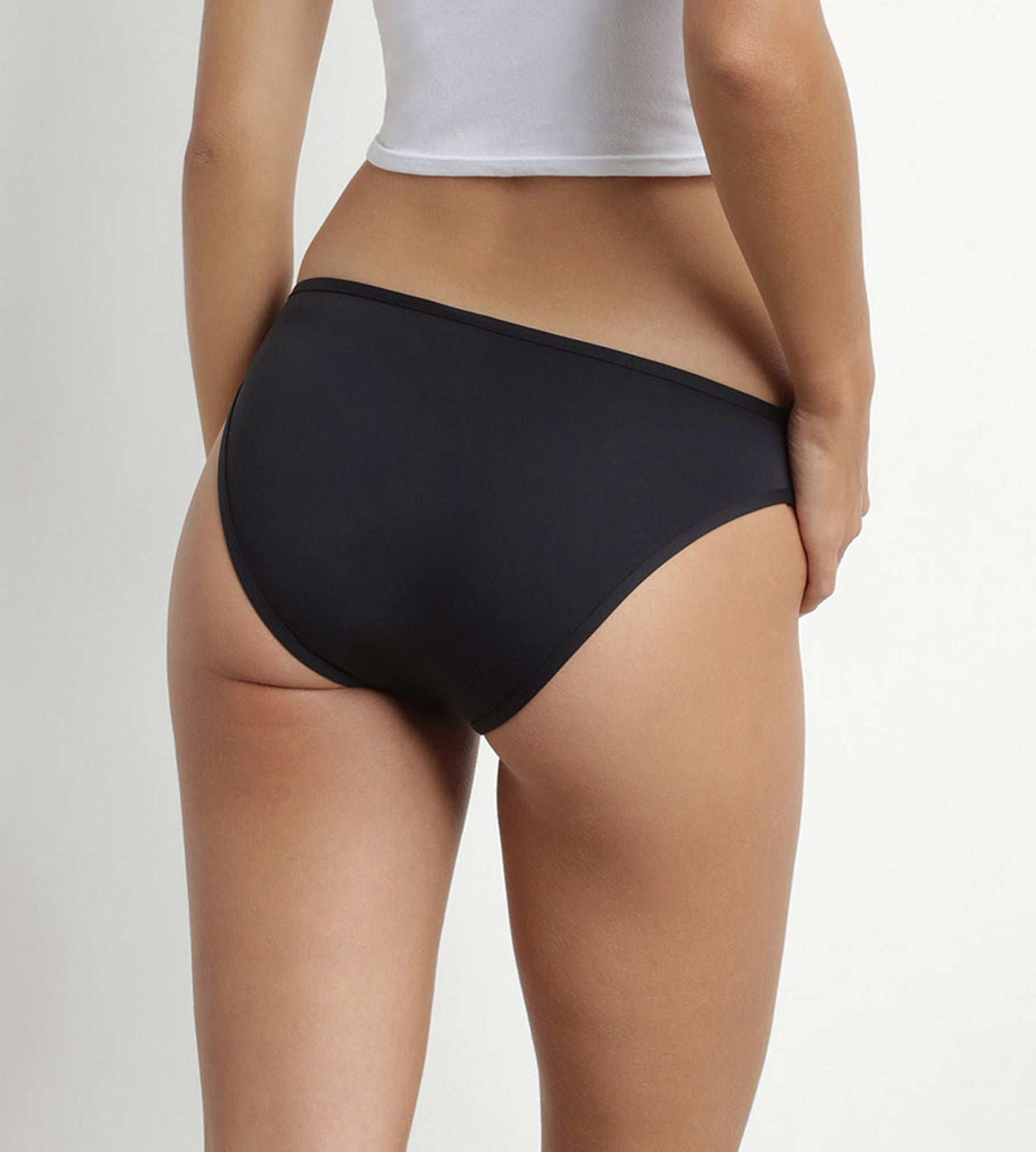 DIM Schwarzer Perioden-Bade-Slip - Dim Protect mittelstarke Blutung
