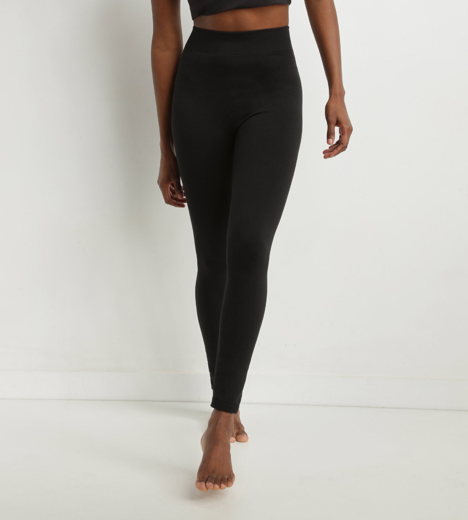 DIM Schwarze Thermo-Leggings für Damen mit Fleece-Innenseite Dim Relax & Go