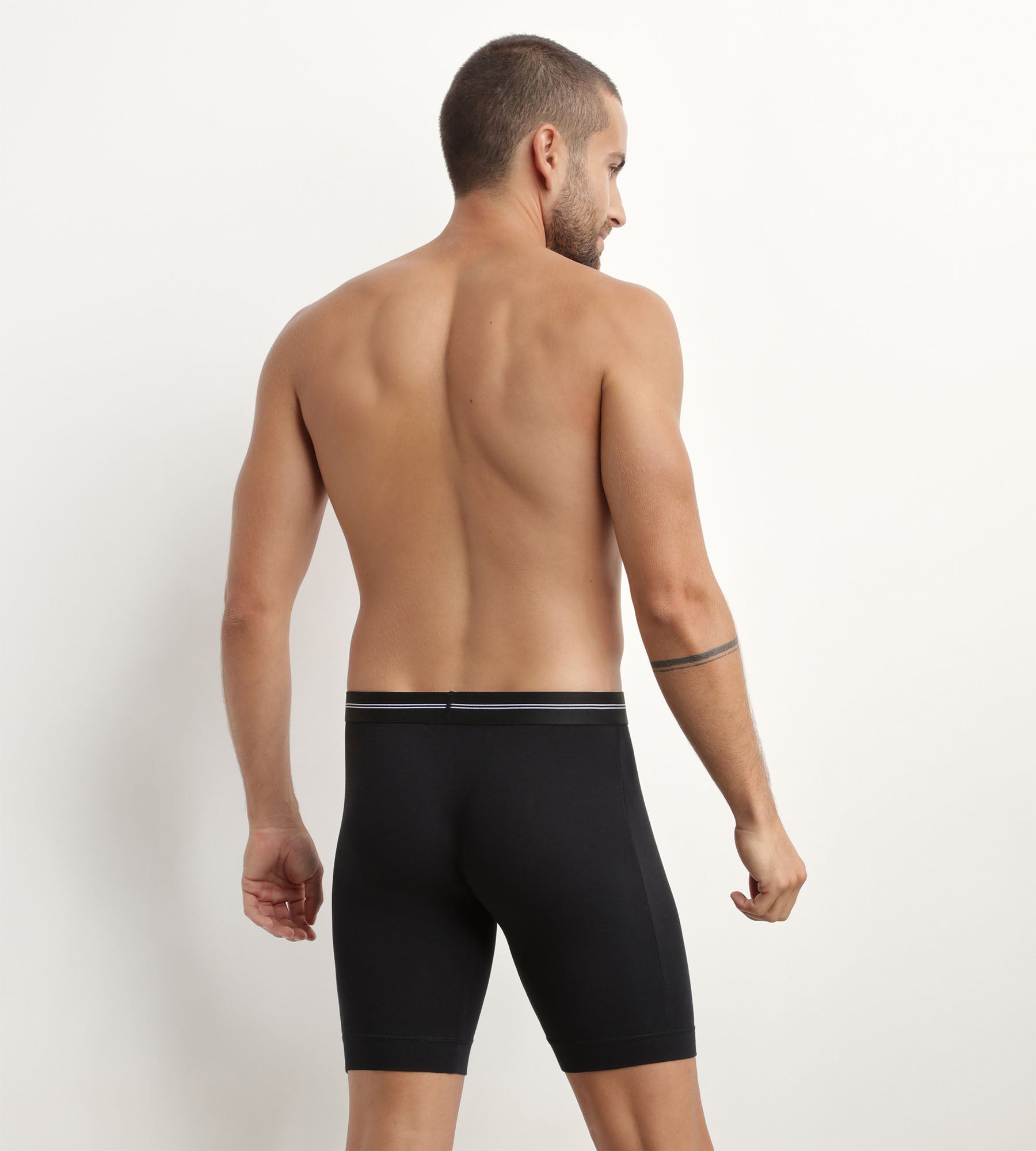 DIM Schwarze lange Boxershorts aus Mikrofaser - Icons Essentiel
