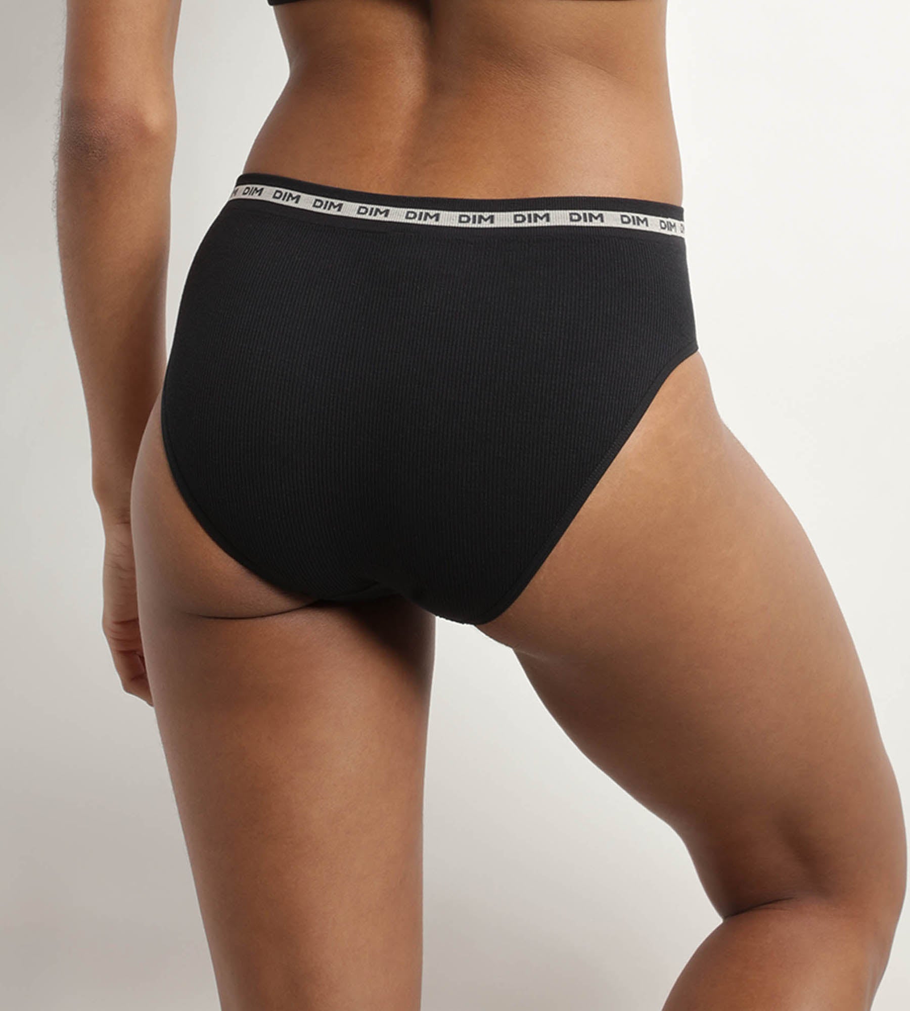 DIM Schwarzer Slip aus gerippter Mikrofaser - Icons Seamless