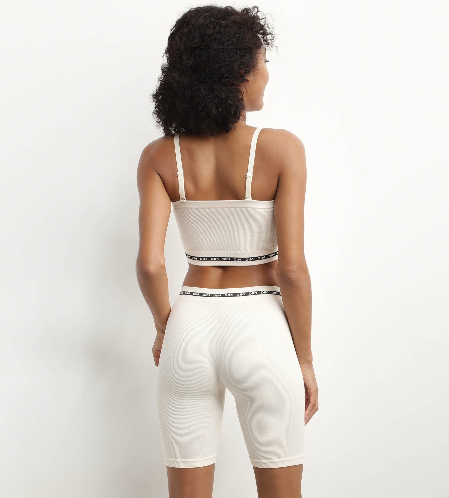 DIM Hellbeiger Bandeau-BH aus gerippter Mikrofaser - Icons Seamless