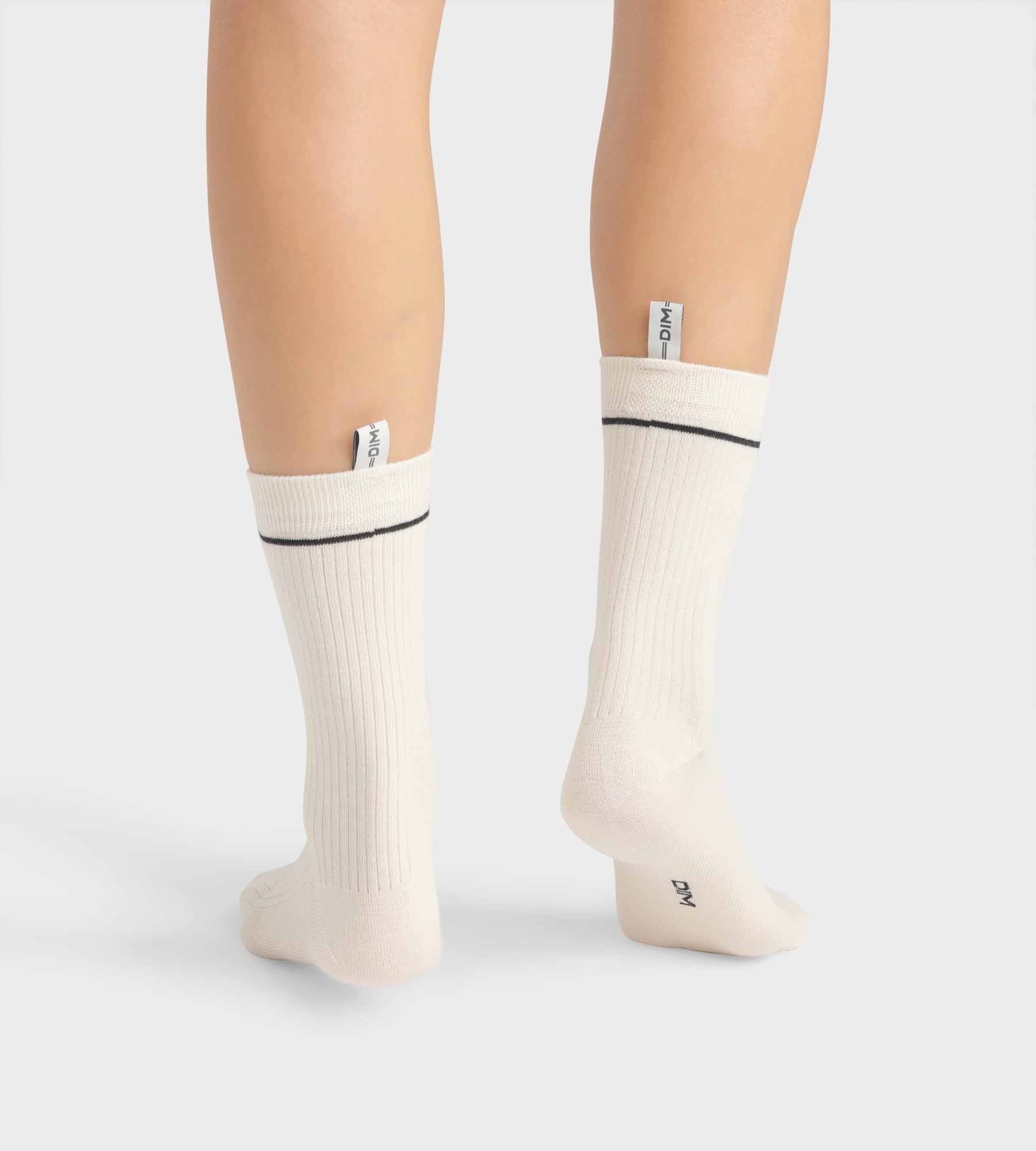 DIM Cremefarbene Rippstrick-Socken aus Modal-Baumwolle - DIM Icons