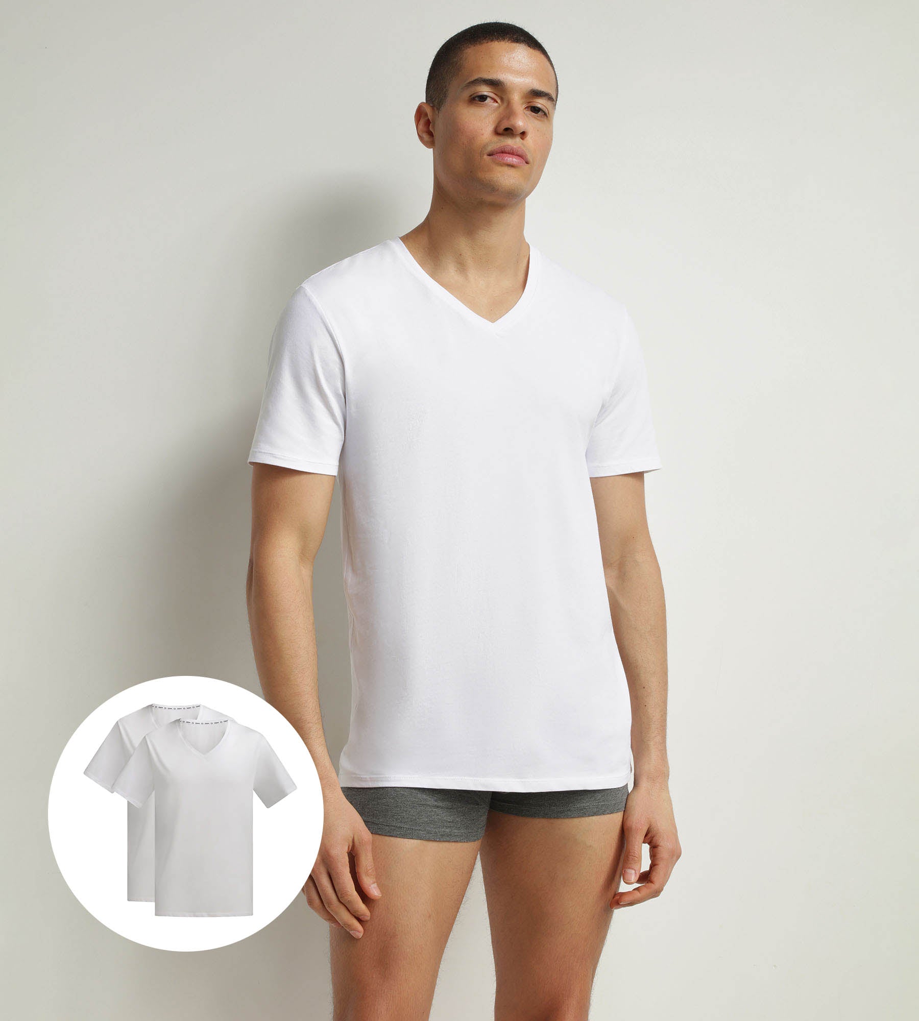 DIM 2er-Pack T-Shirts für Herren, weiß, aus Bio-Baumwolle, V-Ausschnitt, Dim Good