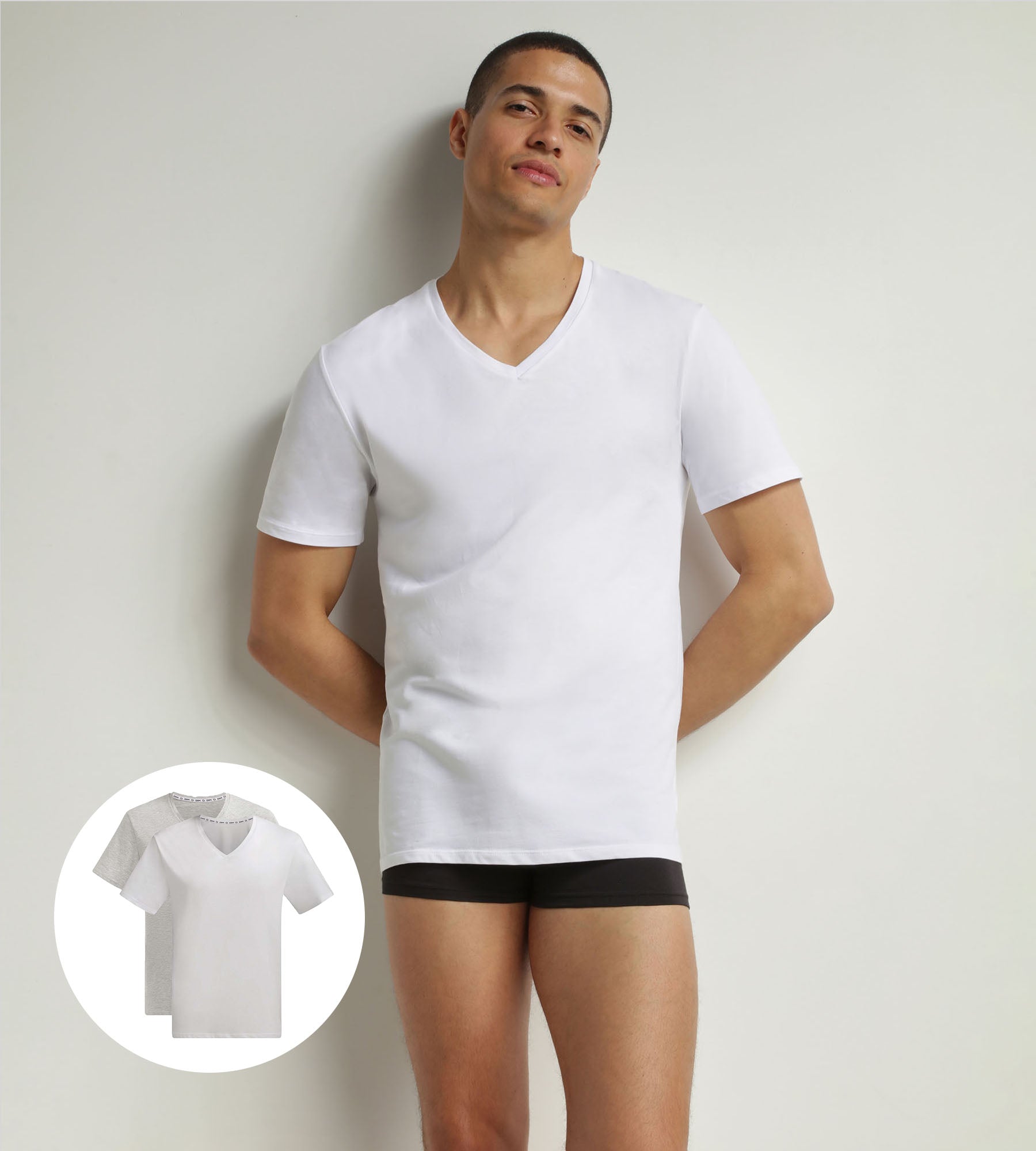 DIM 2er-Pack T-Shirts für Herren in Weiß und Grau aus Bio-Baumwolle mit V-Ausschnitt und Dim Good