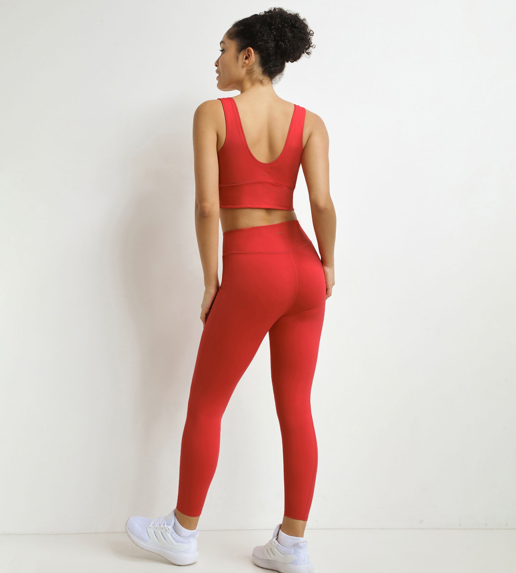 DIM Dim Move Sportleggings für Frauen aus formender Mikrofaser in Rot