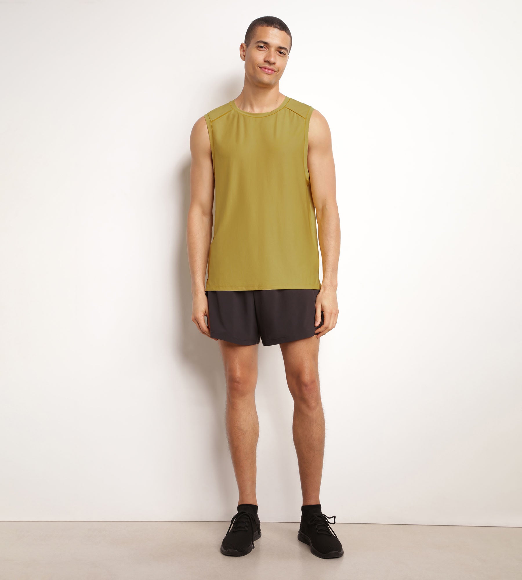 DIM Sport-Tanktop für Herren aus atmungsaktivem Material Olive Dim Move