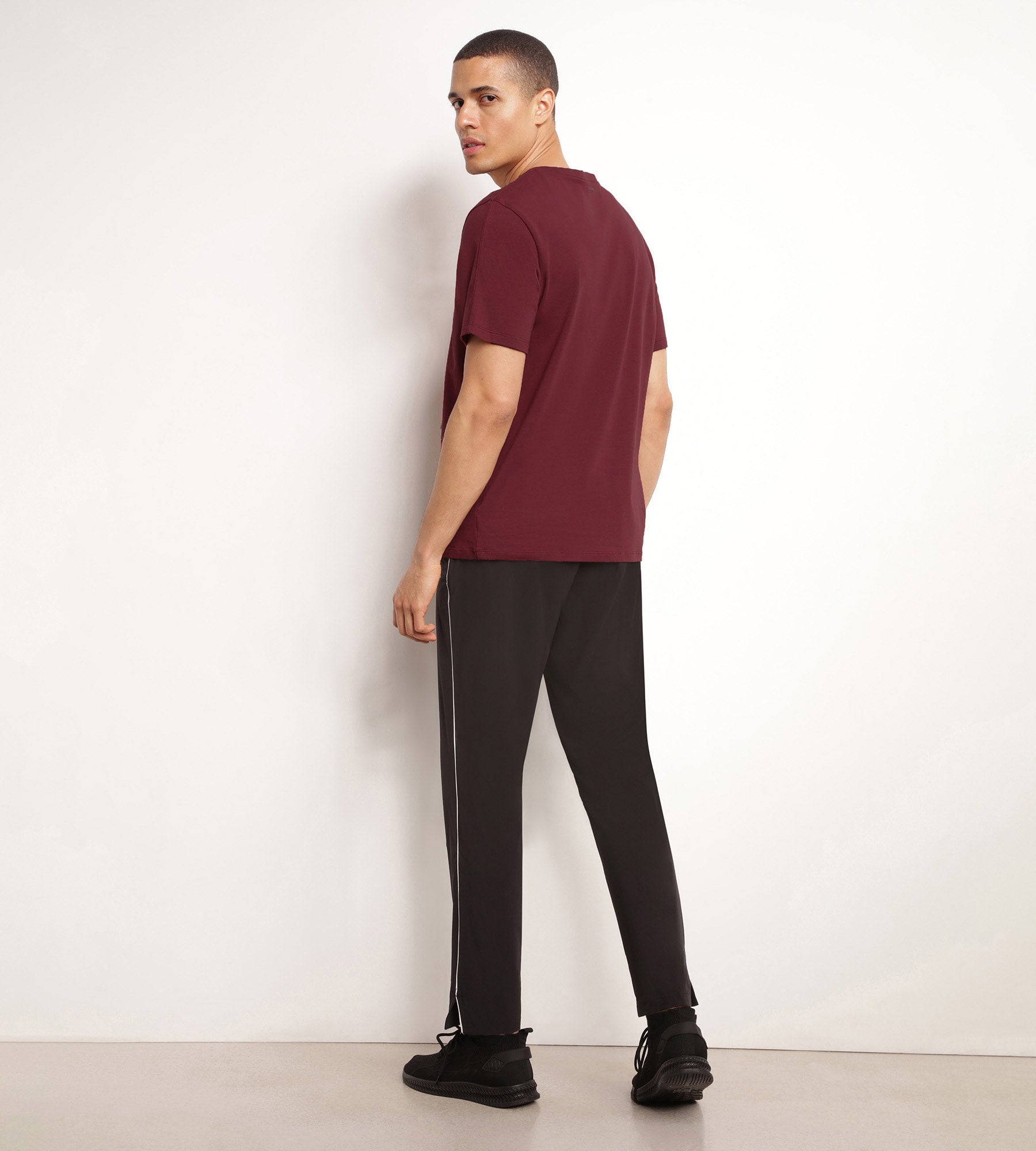 DIM Thermoregulierendes Sport-T-Shirt für Herren aus Bordeaux-Dim-Move-Jersey