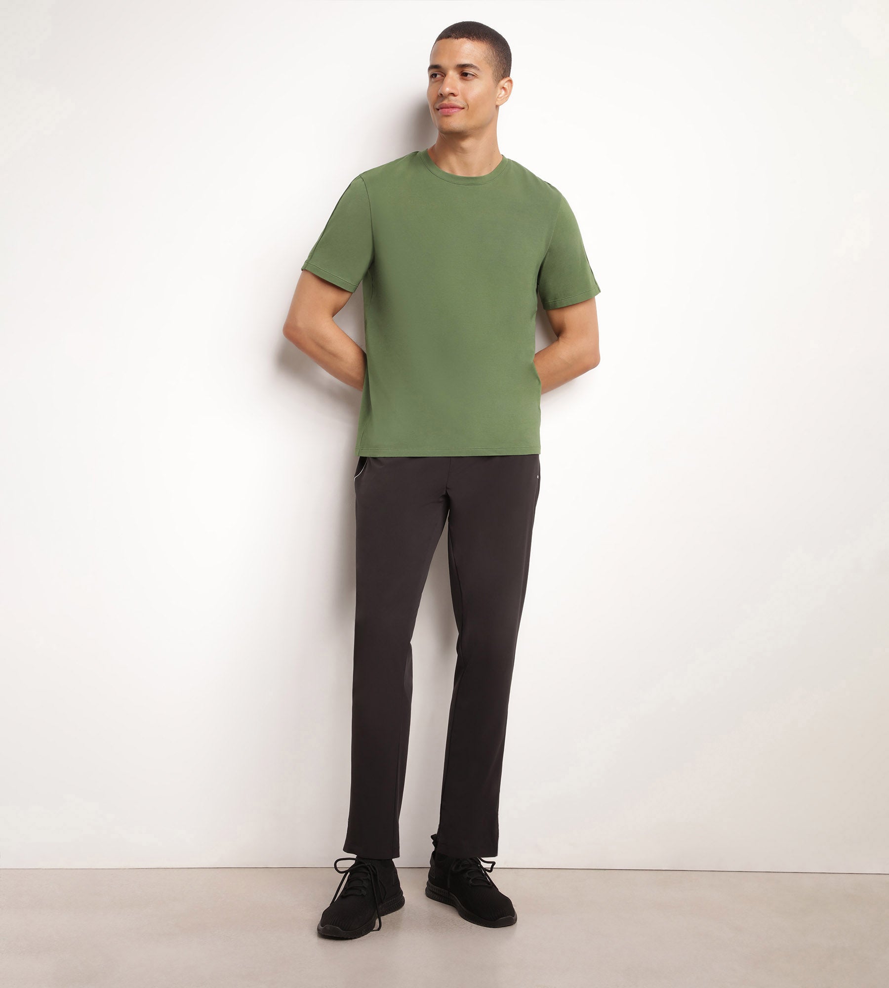 DIM Thermoregulierendes Sport-T-Shirt für Herren aus Khaki Dim Move-Jersey