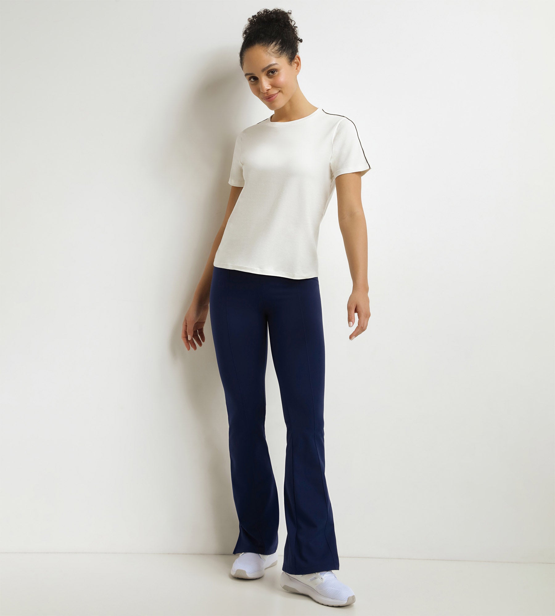DIM Dim Move thermoregulierendes Damen-Sport-T-Shirt aus Jersey in Ecru