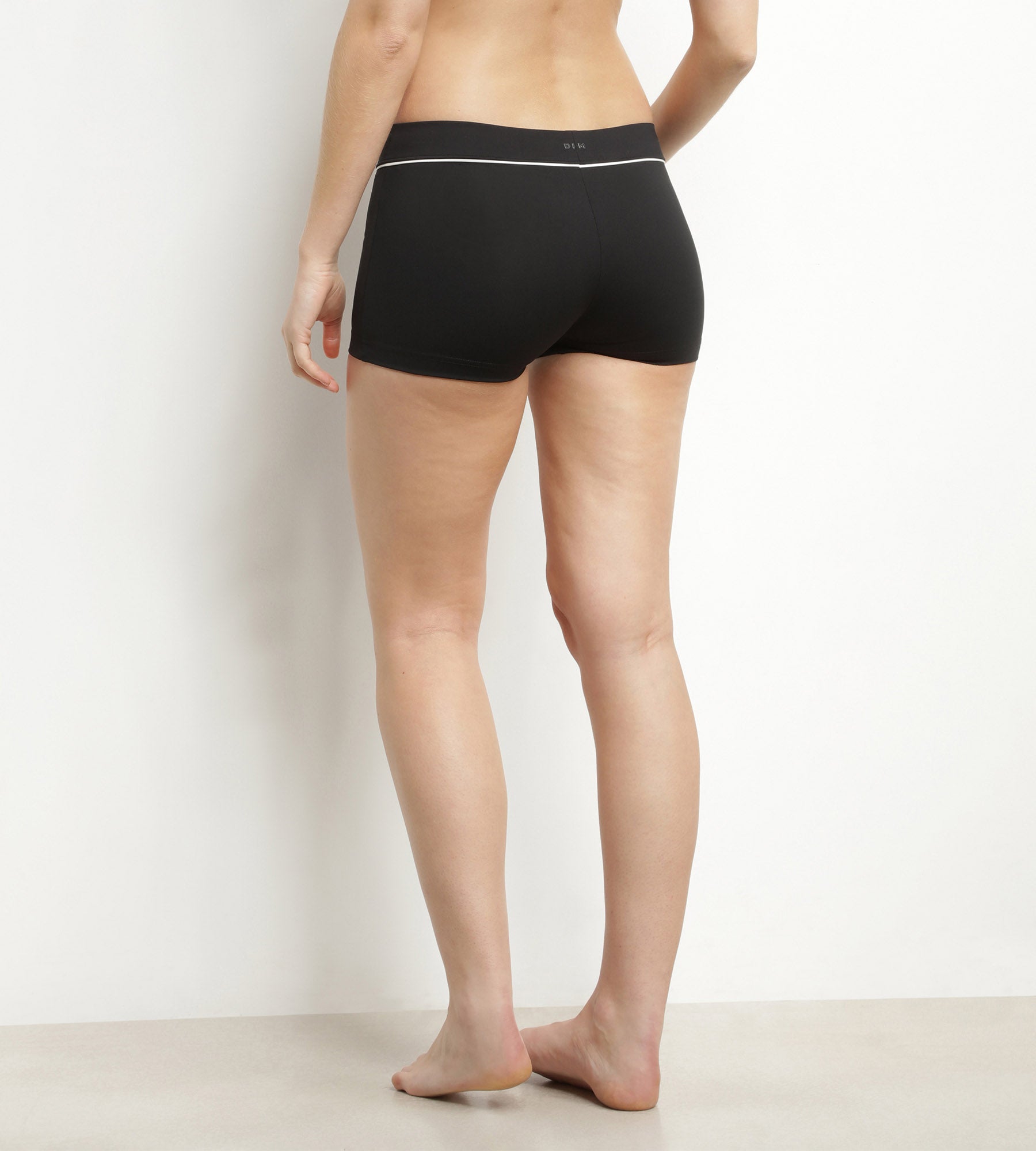 DIM Schwarze Damen-Badeshorts aus Mikrofaser von Dim Move