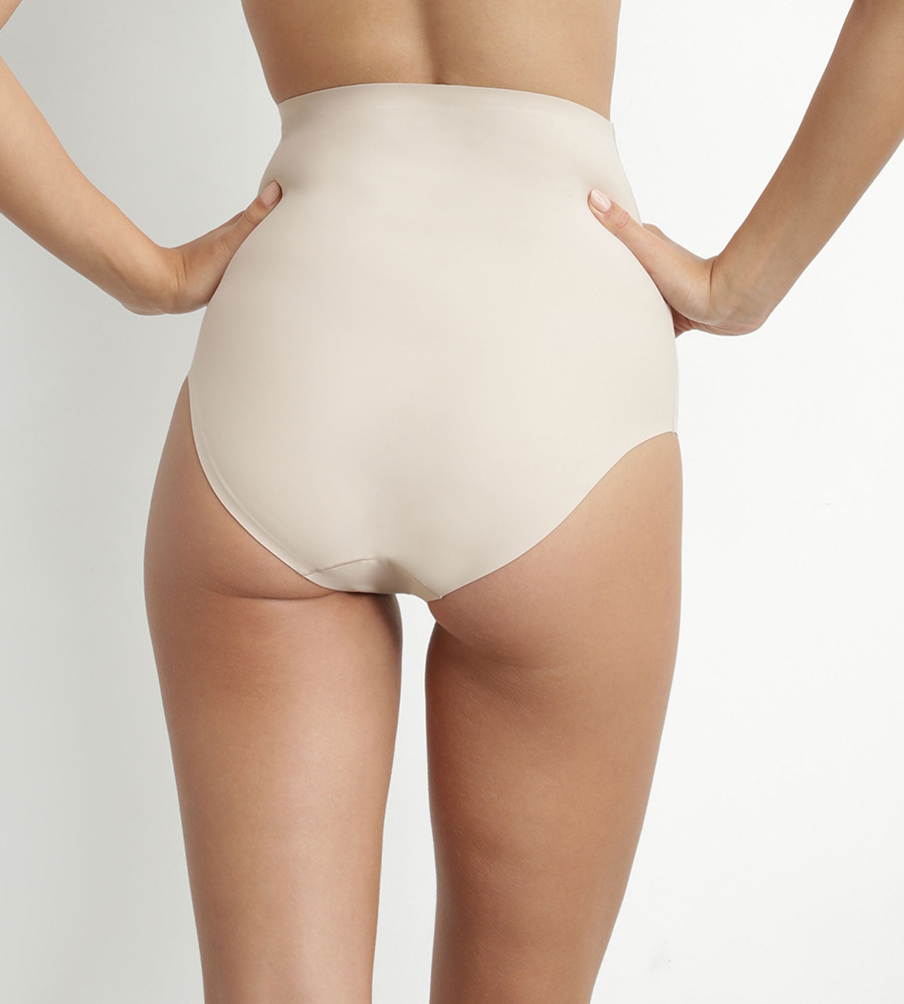 DIM Hautfarbener nahtloser Shaping-Slip für Damen mit hohem Bund – DIM Silhouette Invisible