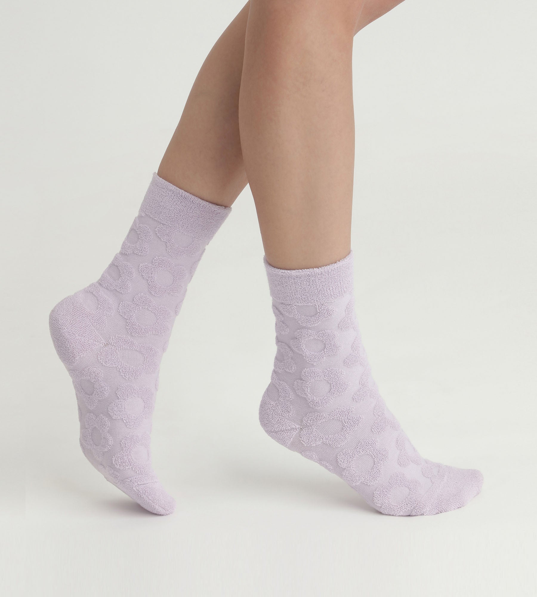 DIM Socken für Frauen aus Frottee in Parma mit Blumenmuster Dim Mode