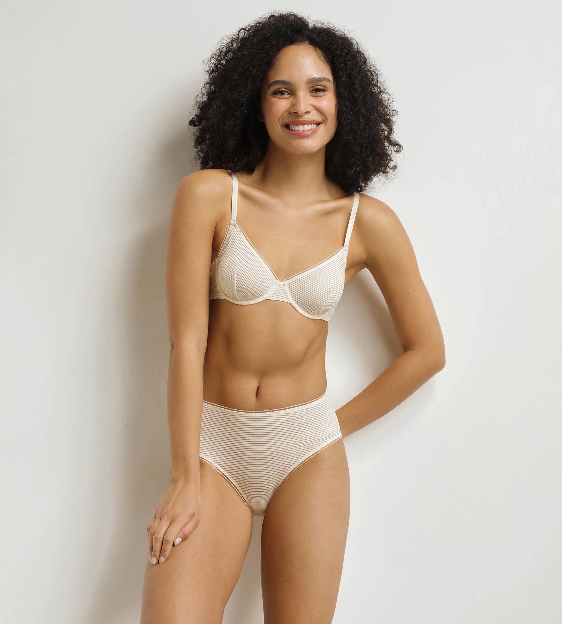 DIM Hoher Slip für Frauen mit Streifen Beige Dim x Ines de La Fressange