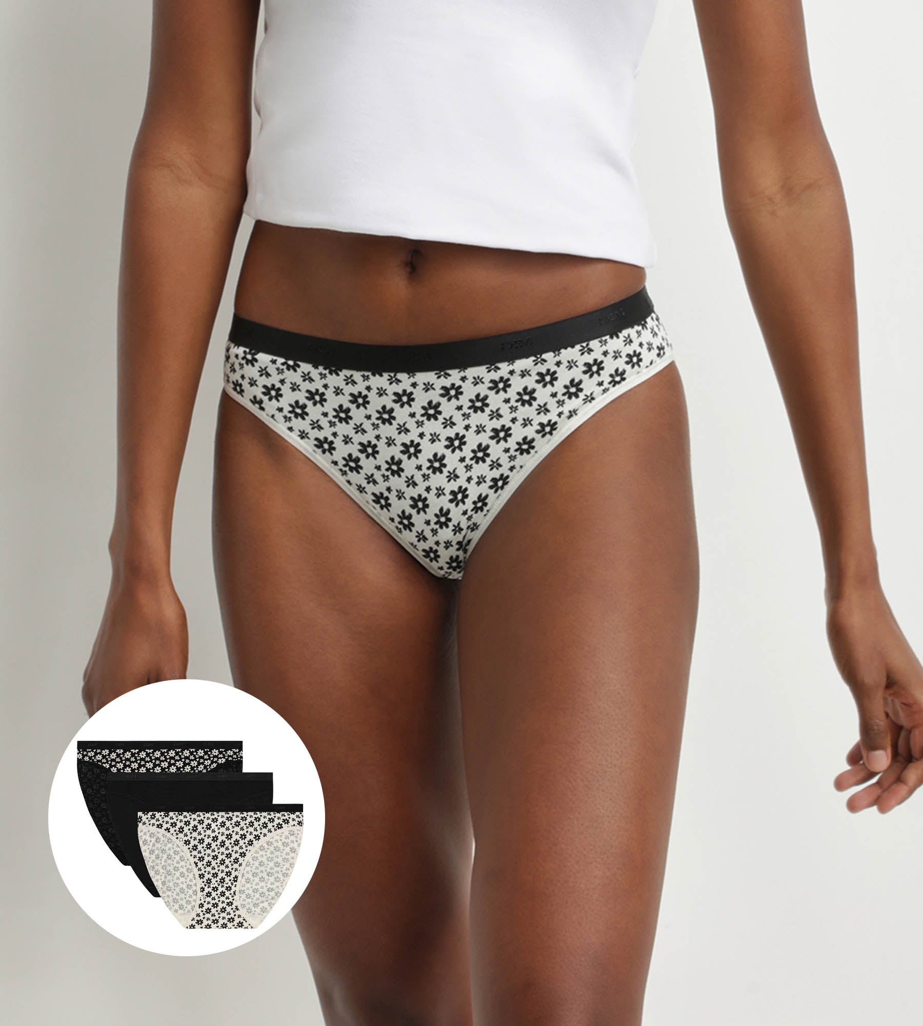 DIM 3er-Pack Slips aus Stretch-Baumwolle schwarz/ecru-weiß mit Blüten - Pockets