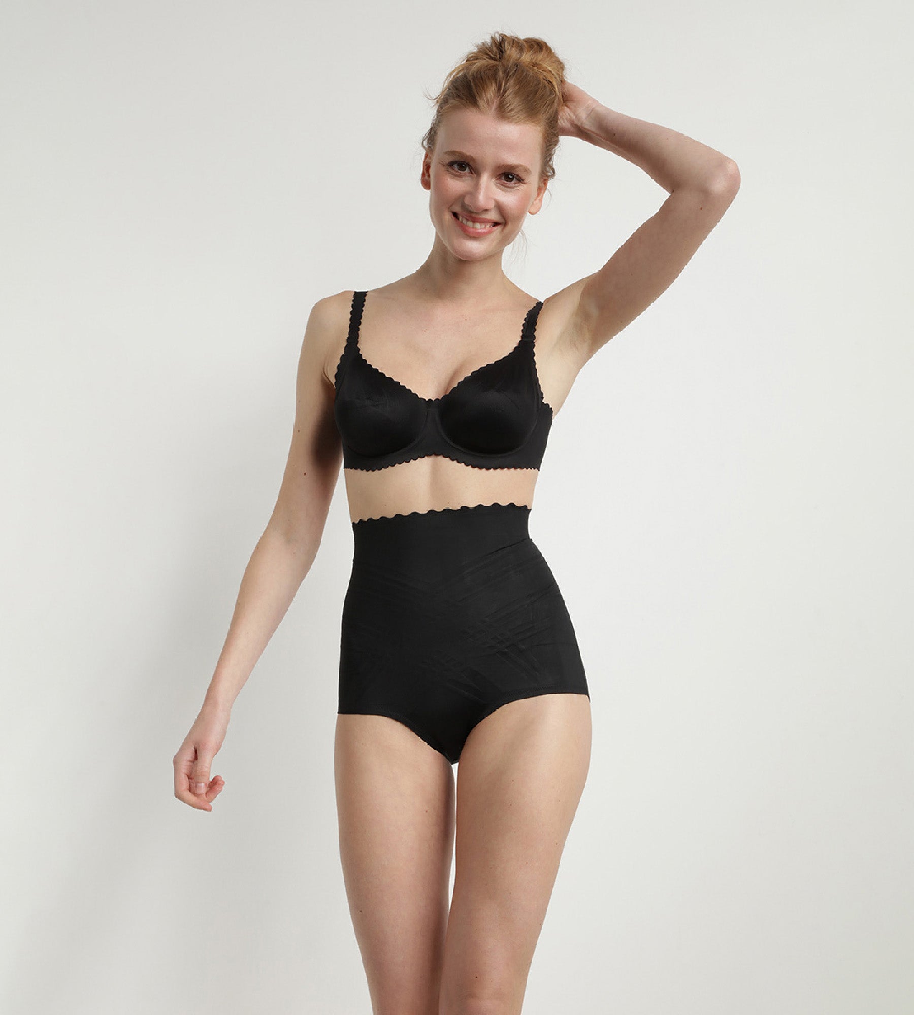 DIM Schwarzer Damen-Slip 3-in-1 mit Shapping-Effekt und hohem Bund – Beauty Lift