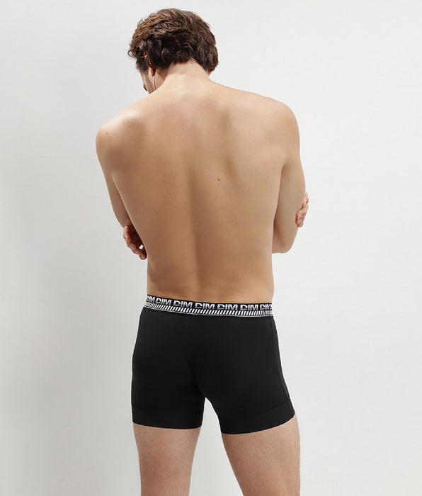 DIM 2er-Pack schwarze Boxershorts mit PowerGrip Beinabschluss - Stay & Fit