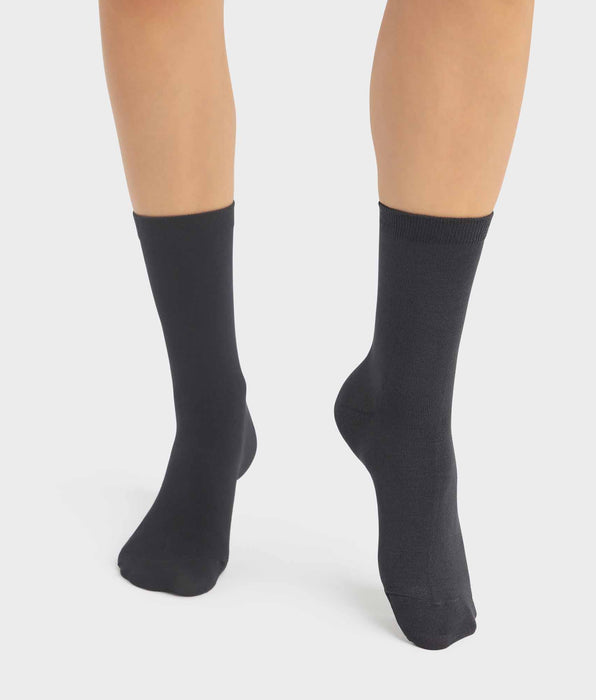 DIM 2er-Pack anthrazitfarbene Damensocken aus Viskose – DIM Bambus