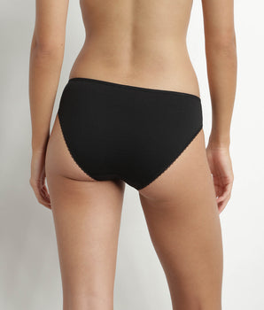 Schwarzer Mikrofaser–Slip mit Tülleinsätzen – Generous
