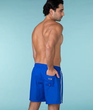 Ente-blaue Badeshorts