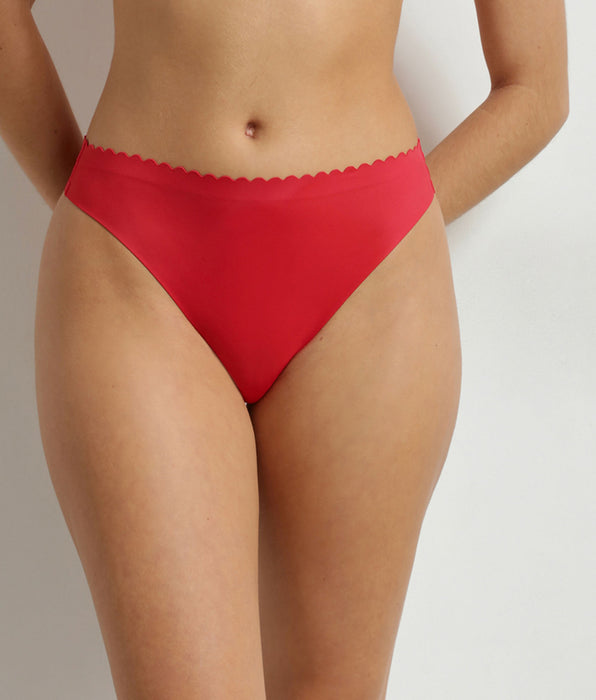 DIM Damen-Tanga aus Tüll Rouge Dim Body Touch Cheeky