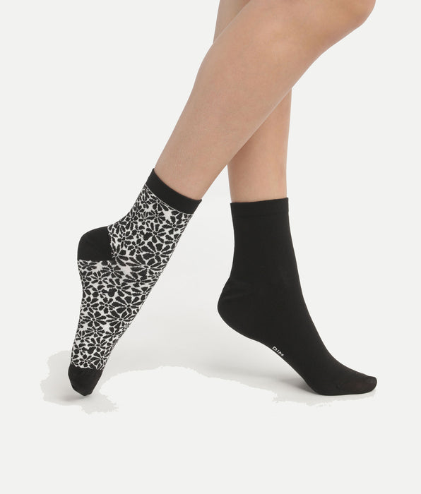 DIM Packung mit 2 Paar Socken mit Blumenmuster aus Bio-Baumwolle Black Dim Good