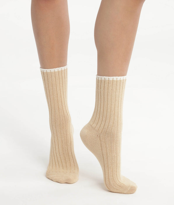 DIM Damensocken aus schlichtem Rippstrick Beige Vanilla Dim Bamboo