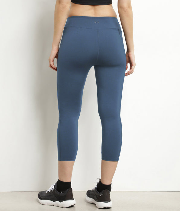 DIM Dim Move kurze Sportleggings für Damen aus Mikrofaser in Blau Jean