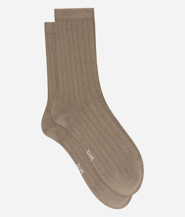 DIM Gerippte, satinierte Damensocken in Goldbeige von La Mode