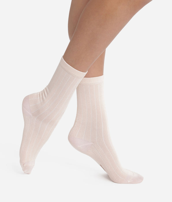 DIM Gerippte Damensocken aus satinierter Baumwolle in Elfenbein von Dim Mode