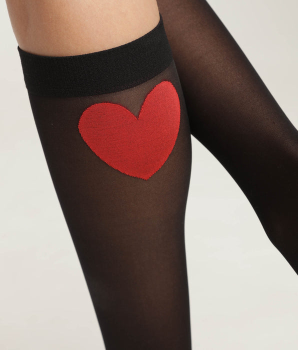 DIM Schwarze Kniestrümpfe aus transparentem Voile mit rotem Herzmuster- DIM Style