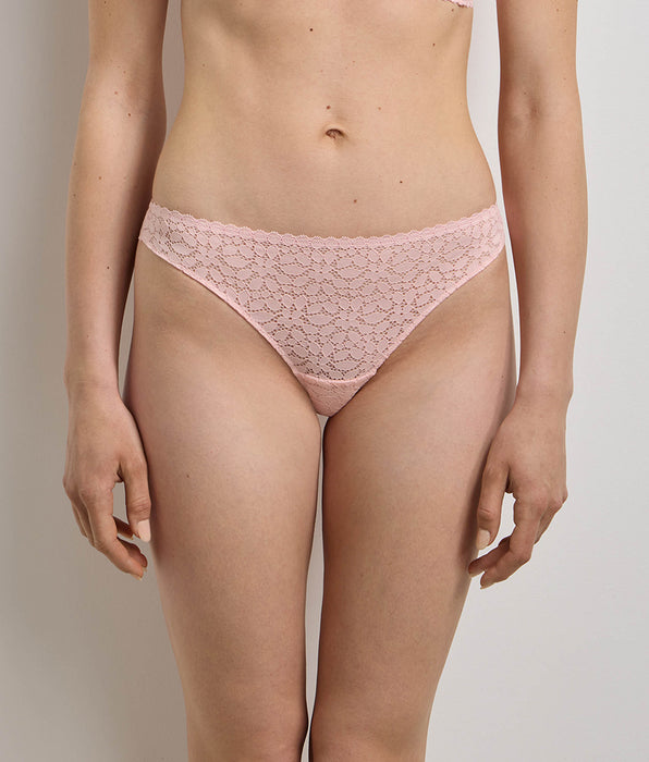 DIM Tanga in Blütenrosa Daily Dentelle