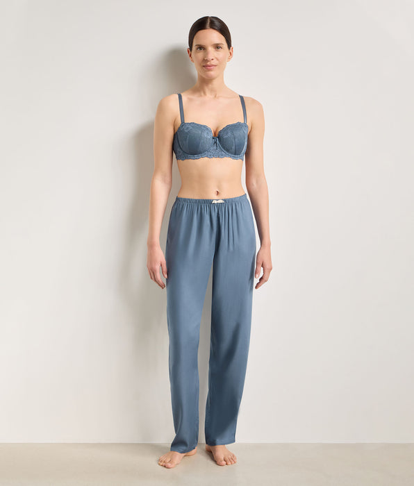 DIM Pyjama-Hose aus Twill in Puderblau von Slow Days Fresh Vibes